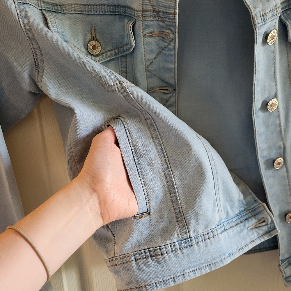 Denim jacket - Picture 4 of 4